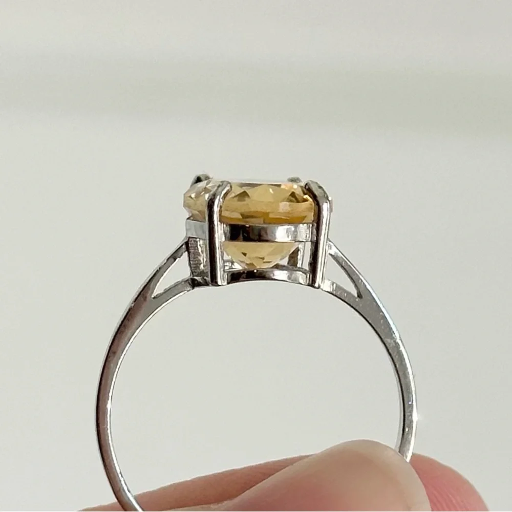 Genuine Citrine Solitaire Ring in Sterling Silver 4.80ct Citrine - ring size 10 - Picture 5 of 10